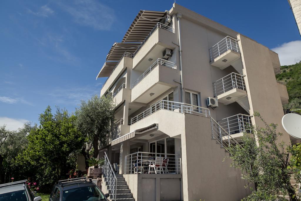 Apartments Marija Sveti Stefan Exterior foto