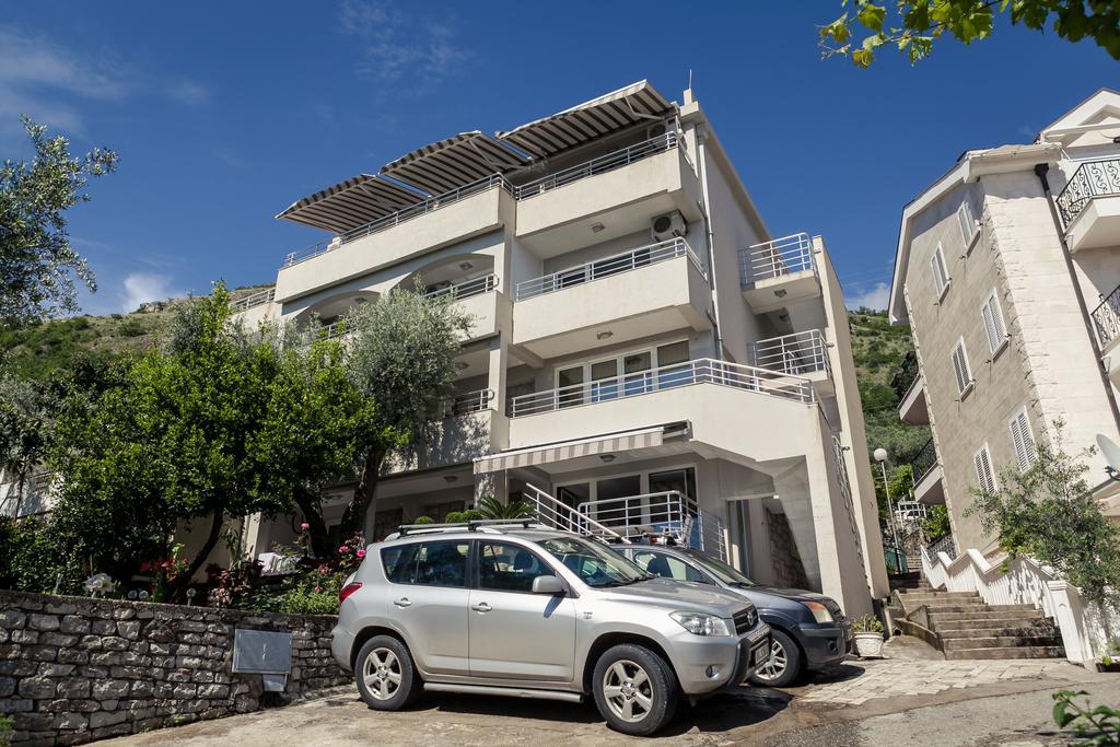 Apartments Marija Sveti Stefan Exterior foto