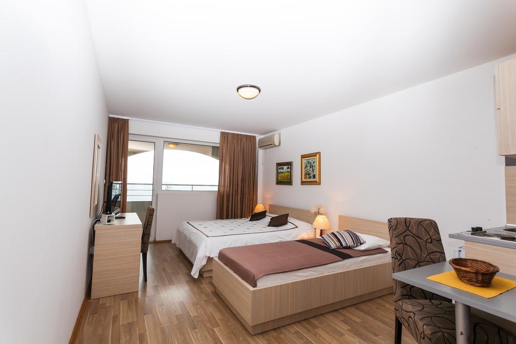 Apartments Marija Sveti Stefan Exterior foto